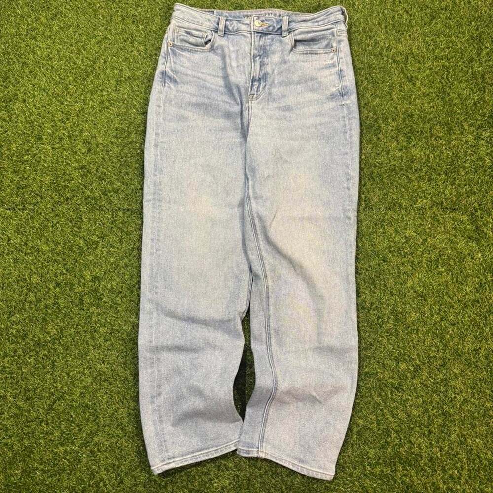 American eagle outfitters light wash